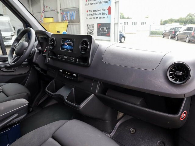 MERCEDES-BENZ Sprinter 315 CDI Maxi KombiTourer,8Sitze,Kamera... - Bus mini, Van penumpang: gambar 3 MERCEDES-BENZ Sprinter 315 CDI Maxi KombiTourer,8Sitze,Kamera... - Bus mini, Van penumpang: gambar 3