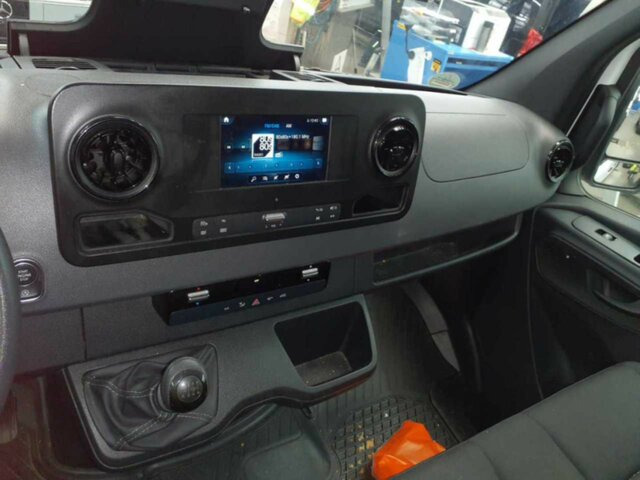 MERCEDES-BENZ Sprinter 315 Maxi,MBUX,Kamera,Tempomat... - Van panel: gambar 5 MERCEDES-BENZ Sprinter 315 Maxi,MBUX,Kamera,Tempomat... - Van panel: gambar 5