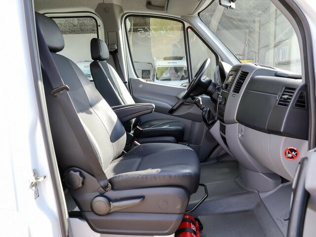 MERCEDES-BENZ Sprinter 316CDI DOKA,Allrad,AHK,Standhzg.... - Van dengan terpal samping, Van kombi: gambar 2 MERCEDES-BENZ Sprinter 316CDI DOKA,Allrad,AHK,Standhzg.... - Van dengan terpal samping, Van kombi: gambar 2