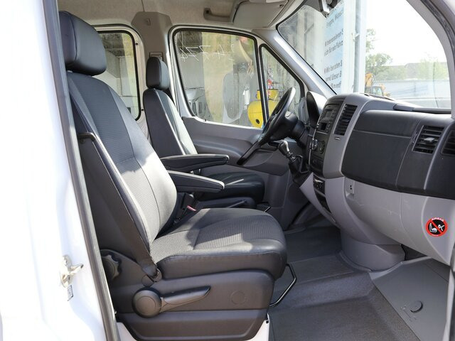 MERCEDES-BENZ Sprinter 316CDI DOKA,Allrad,AHK,TCO,Standhzg.... - Van flatbed, Van kombi: gambar 2 MERCEDES-BENZ Sprinter 316CDI DOKA,Allrad,AHK,TCO,Standhzg.... - Van flatbed, Van kombi: gambar 2