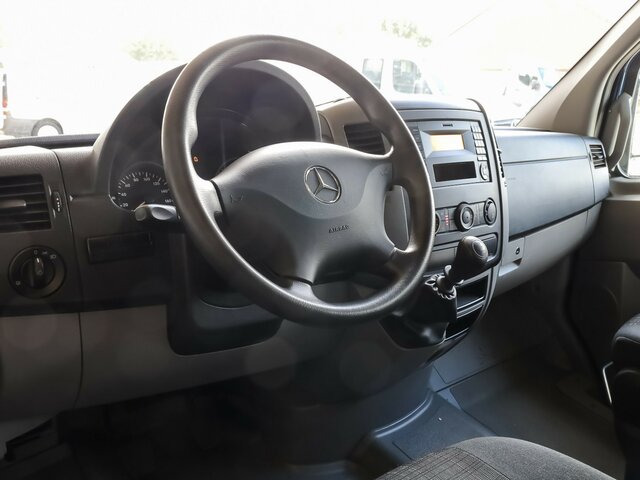 MERCEDES-BENZ Sprinter 316CDI DOKA,Allrad,Klima - Van dengan terpal samping, Van kombi: gambar 4 MERCEDES-BENZ Sprinter 316CDI DOKA,Allrad,Klima - Van dengan terpal samping, Van kombi: gambar 4