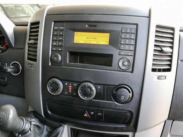 MERCEDES-BENZ Sprinter 316CDI DOKA,Allrad,Klima... - Van dengan terpal samping, Van kombi: gambar 5 MERCEDES-BENZ Sprinter 316CDI DOKA,Allrad,Klima... - Van dengan terpal samping, Van kombi: gambar 5