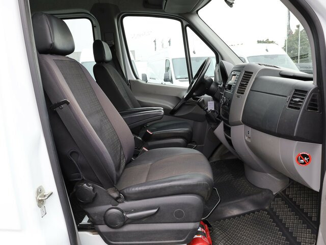 MERCEDES-BENZ Sprinter 316CDI DOKA,Allrad,Klima... - Van dengan terpal samping, Van kombi: gambar 2 MERCEDES-BENZ Sprinter 316CDI DOKA,Allrad,Klima... - Van dengan terpal samping, Van kombi: gambar 2