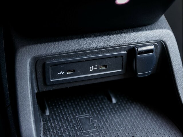 Van penumpang MERCEDES-BENZ T 180 Progressive,AMF Rollstuhlrampe,Kamera,LED...: gambar 14 Van penumpang MERCEDES-BENZ T 180 Progressive,AMF Rollstuhlrampe,Kamera,LED...: gambar 14