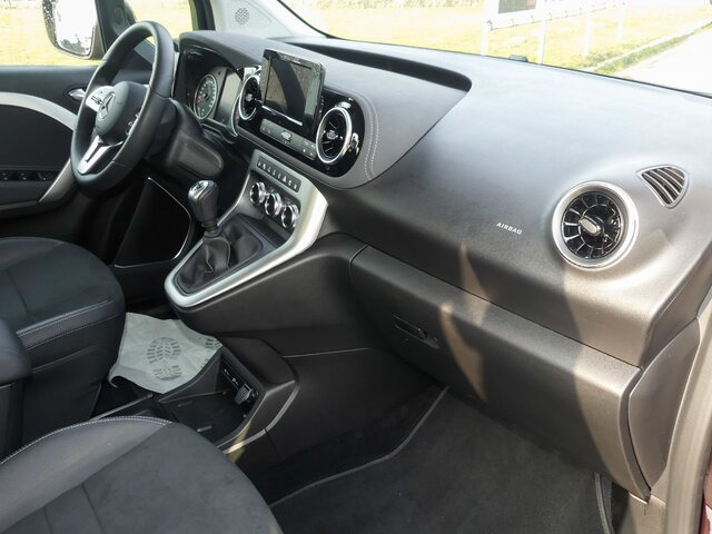 MERCEDES-BENZ T 180 Progressive,MBUX,LED,Navi,Kamera,Tempomat - Van penumpang: gambar 2 MERCEDES-BENZ T 180 Progressive,MBUX,LED,Navi,Kamera,Tempomat - Van penumpang: gambar 2
