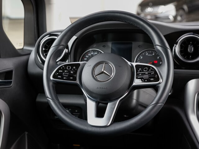 MERCEDES-BENZ T 180 Progressive,MBUX,LED,Navi,Kamera,Tempomat - Van penumpang: gambar 5 MERCEDES-BENZ T 180 Progressive,MBUX,LED,Navi,Kamera,Tempomat - Van penumpang: gambar 5