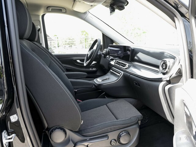 MERCEDES-BENZ V 220 d STYLE kompakt,6Sitzer,Distronic,AHK - Bus mini, Van penumpang: gambar 4 MERCEDES-BENZ V 220 d STYLE kompakt,6Sitzer,Distronic,AHK - Bus mini, Van penumpang: gambar 4