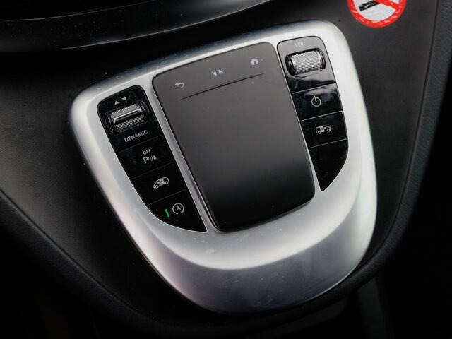 Van penumpang MERCEDES-BENZ V 300 Avantgarde,Extralang,2xSchiebetür el.,AHK...: gambar 9 Van penumpang MERCEDES-BENZ V 300 Avantgarde,Extralang,2xSchiebetür el.,AHK...: gambar 9