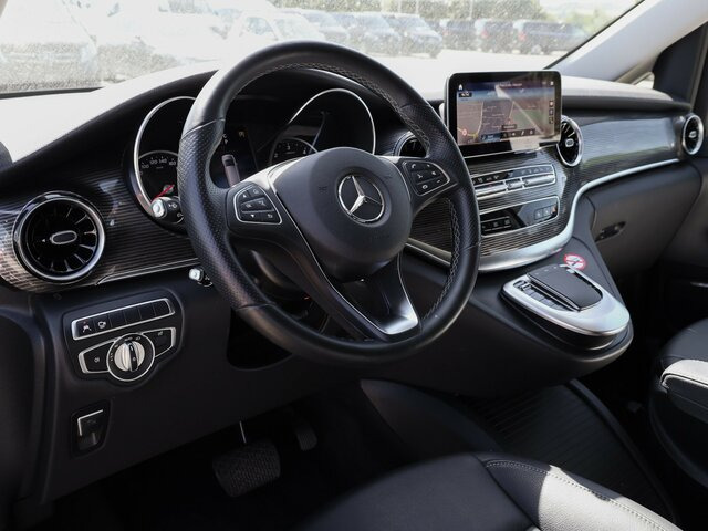 Van penumpang MERCEDES-BENZ V 300 Avantgarde,Extralang,2xSchiebetür el.,AHK...: gambar 8 Van penumpang MERCEDES-BENZ V 300 Avantgarde,Extralang,2xSchiebetür el.,AHK...: gambar 8