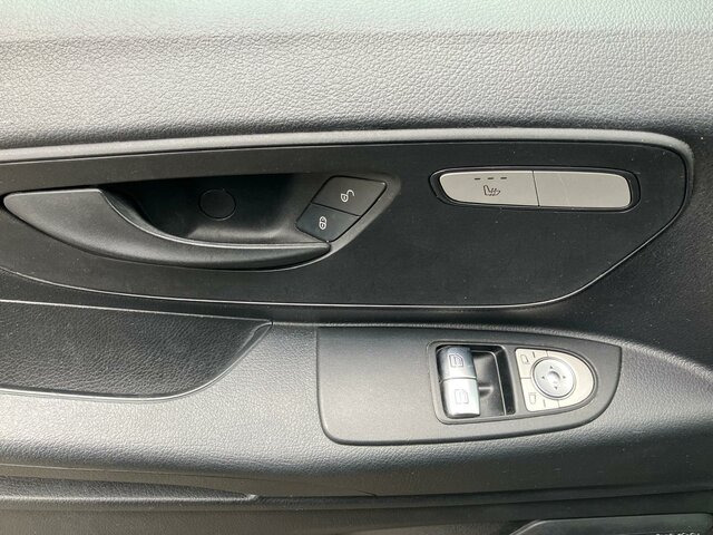 MERCEDES-BENZ Vito 114 Mixto Extralang,Klima,Tempomat,Standhzg... - Van penumpang: gambar 5 MERCEDES-BENZ Vito 114 Mixto Extralang,Klima,Tempomat,Standhzg... - Van penumpang: gambar 5