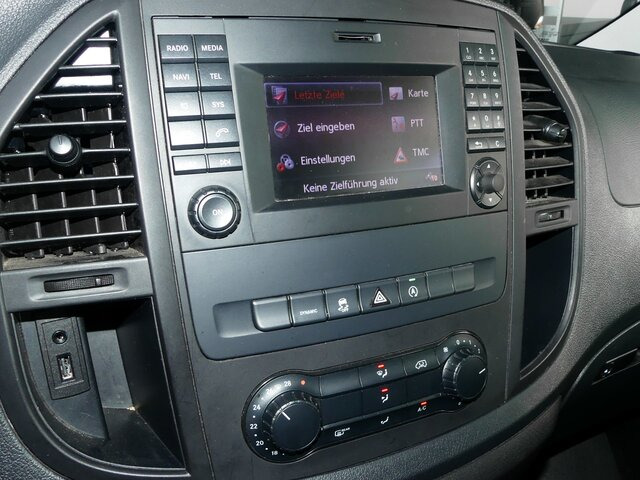 MERCEDES-BENZ Vito 114 TourerPro,Allrad,Automatik,8Sitzer... - Van penumpang: gambar 4 MERCEDES-BENZ Vito 114 TourerPro,Allrad,Automatik,8Sitzer... - Van penumpang: gambar 4