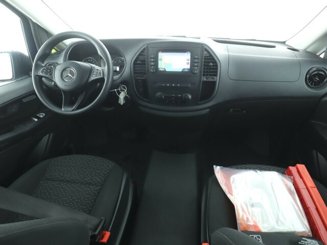 MERCEDES-BENZ Vito 114 TourerPro,Extralang,8Sitzer,Automatik... - Van penumpang: gambar 2 MERCEDES-BENZ Vito 114 TourerPro,Extralang,8Sitzer,Automatik... - Van penumpang: gambar 2