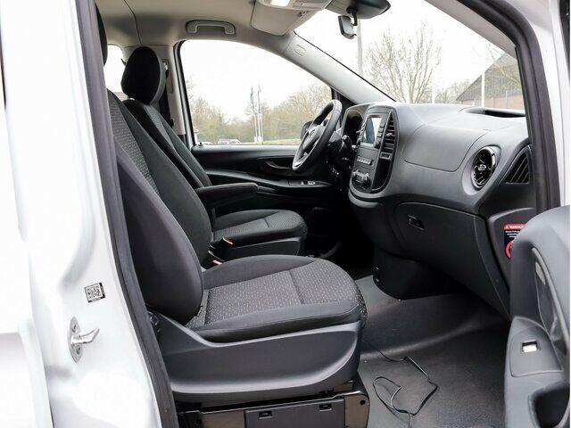 MERCEDES-BENZ Vito 114 TourerPro,Extralang,8Sitzer,Automatik... - Van penumpang: gambar 3 MERCEDES-BENZ Vito 114 TourerPro,Extralang,8Sitzer,Automatik... - Van penumpang: gambar 3