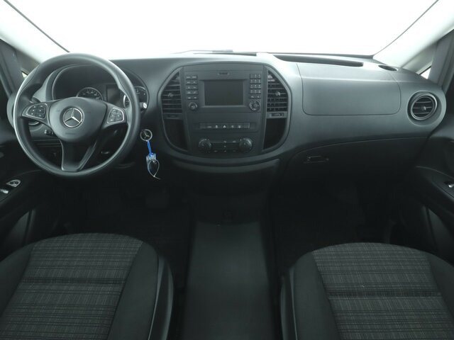 MERCEDES-BENZ Vito 114 TourerPro,Extralang,8Sitzer,Automatik... - Bus mini, Van penumpang: gambar 2 MERCEDES-BENZ Vito 114 TourerPro,Extralang,8Sitzer,Automatik... - Bus mini, Van penumpang: gambar 2