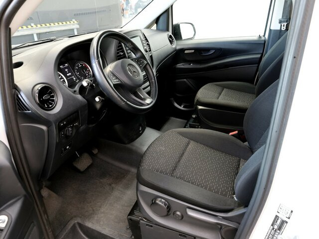 MERCEDES-BENZ Vito 114 TourerPro,Extralang,8Sitzer,Automatik... - Van penumpang: gambar 2 MERCEDES-BENZ Vito 114 TourerPro,Extralang,8Sitzer,Automatik... - Van penumpang: gambar 2
