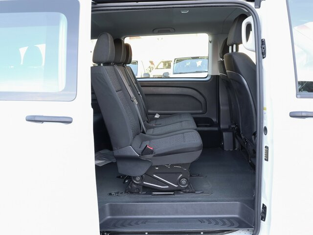 MERCEDES-BENZ Vito 114 TourerPro,Extralang,8Sitzer,Automatik... - Van penumpang: gambar 2 MERCEDES-BENZ Vito 114 TourerPro,Extralang,8Sitzer,Automatik... - Van penumpang: gambar 2