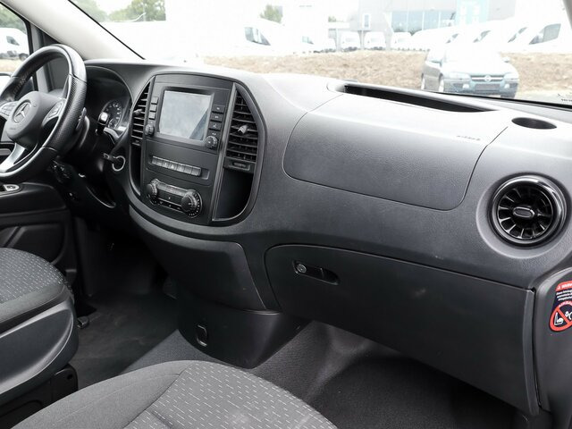 MERCEDES-BENZ Vito 114 TourerPro,Extralang,8Sitzer,Automatik - Van penumpang: gambar 4 MERCEDES-BENZ Vito 114 TourerPro,Extralang,8Sitzer,Automatik - Van penumpang: gambar 4