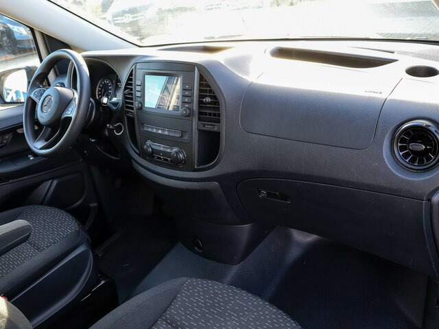 MERCEDES-BENZ Vito 114 TourerPro,lang,Automatik,8Sitze,Kamera... - Van penumpang: gambar 4 MERCEDES-BENZ Vito 114 TourerPro,lang,Automatik,8Sitze,Kamera... - Van penumpang: gambar 4