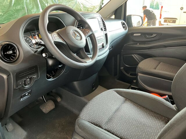 MERCEDES-BENZ Vito 114 TourerPro,lang,Automatik,8Sitze,Kamera - Bus mini, Van penumpang: gambar 4 MERCEDES-BENZ Vito 114 TourerPro,lang,Automatik,8Sitze,Kamera - Bus mini, Van penumpang: gambar 4