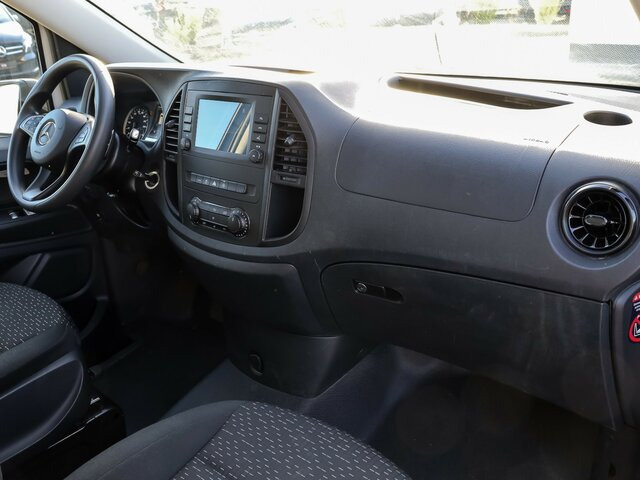 MERCEDES-BENZ Vito 114 TourerPro,lang,Automatik,8Sitze,Kamera... - Van penumpang: gambar 4 MERCEDES-BENZ Vito 114 TourerPro,lang,Automatik,8Sitze,Kamera... - Van penumpang: gambar 4