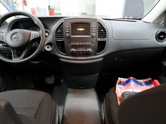 MERCEDES-BENZ Vito 114 TourerPro,lang,Automatik,8Sitze,Kamera... - Van penumpang: gambar 2 MERCEDES-BENZ Vito 114 TourerPro,lang,Automatik,8Sitze,Kamera... - Van penumpang: gambar 2