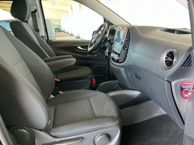 MERCEDES-BENZ Vito 114CDI lang,TourerEDITION,2xTür,Automatik - Van penumpang: gambar 4 MERCEDES-BENZ Vito 114CDI lang,TourerEDITION,2xTür,Automatik - Van penumpang: gambar 4