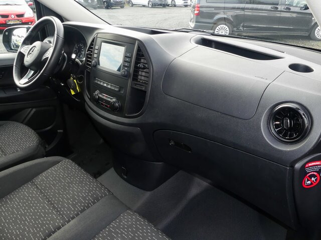 MERCEDES-BENZ Vito 116CDI lang,TourerPro,2Klima,9Sitze,Kamera - Bus mini, Van penumpang: gambar 3 MERCEDES-BENZ Vito 116CDI lang,TourerPro,2Klima,9Sitze,Kamera - Bus mini, Van penumpang: gambar 3