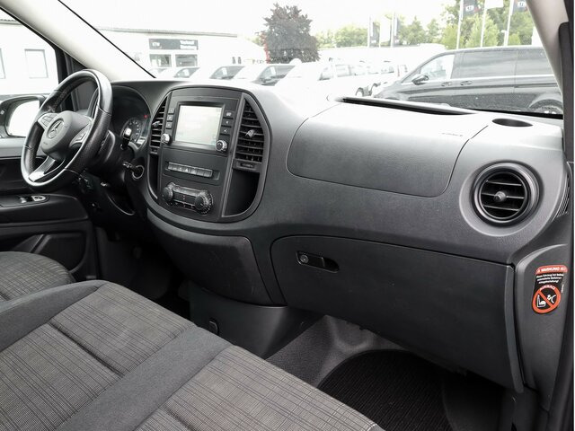 MERCEDES-BENZ Vito 116TourerPro Kombi,Extralang,2xKlima,9Sitze... - Van penumpang: gambar 4 MERCEDES-BENZ Vito 116TourerPro Kombi,Extralang,2xKlima,9Sitze... - Van penumpang: gambar 4