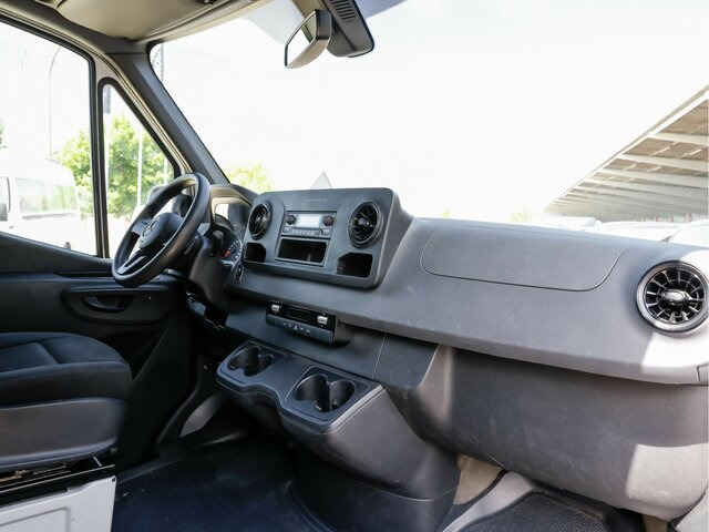 MERCEDES-BENZ eSprinter 312 Kasten FWD,3.924mm Radstand - Van panel, Van listrik: gambar 4 MERCEDES-BENZ eSprinter 312 Kasten FWD,3.924mm Radstand - Van panel, Van listrik: gambar 4