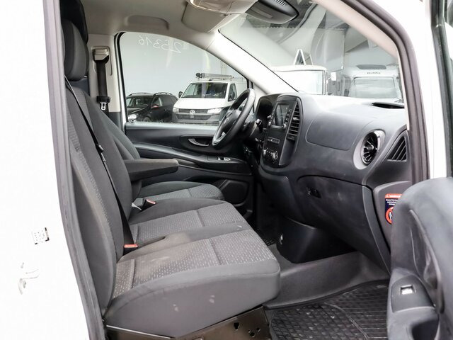 MERCEDES-BENZ eVito 111 KA,lang,Rückfahrkamera,Klima... - Van kecil, Van listrik: gambar 3 MERCEDES-BENZ eVito 111 KA,lang,Rückfahrkamera,Klima... - Van kecil, Van listrik: gambar 3