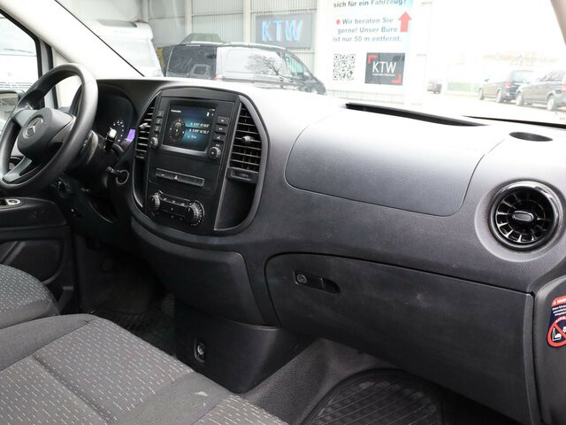 MERCEDES-BENZ eVito 111 KA,lang,Rückfahrkamera,Klima... - Van kecil, Van listrik: gambar 4 MERCEDES-BENZ eVito 111 KA,lang,Rückfahrkamera,Klima... - Van kecil, Van listrik: gambar 4