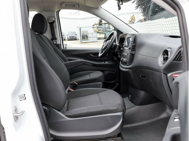 MERCEDES-BENZ Vito 114 TourerPro,lang,Automatik,8Sitze,Kamera - Peralatan lainnya: gambar 3 MERCEDES-BENZ Vito 114 TourerPro,lang,Automatik,8Sitze,Kamera - Peralatan lainnya: gambar 3