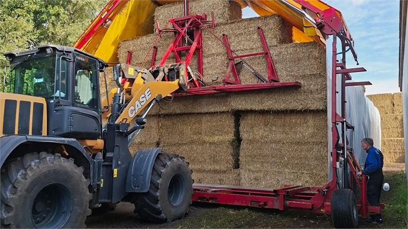 Pomi WRAP 12 - Pembungkus bale: gambar 3 Pomi WRAP 12 - Pembungkus bale: gambar 3