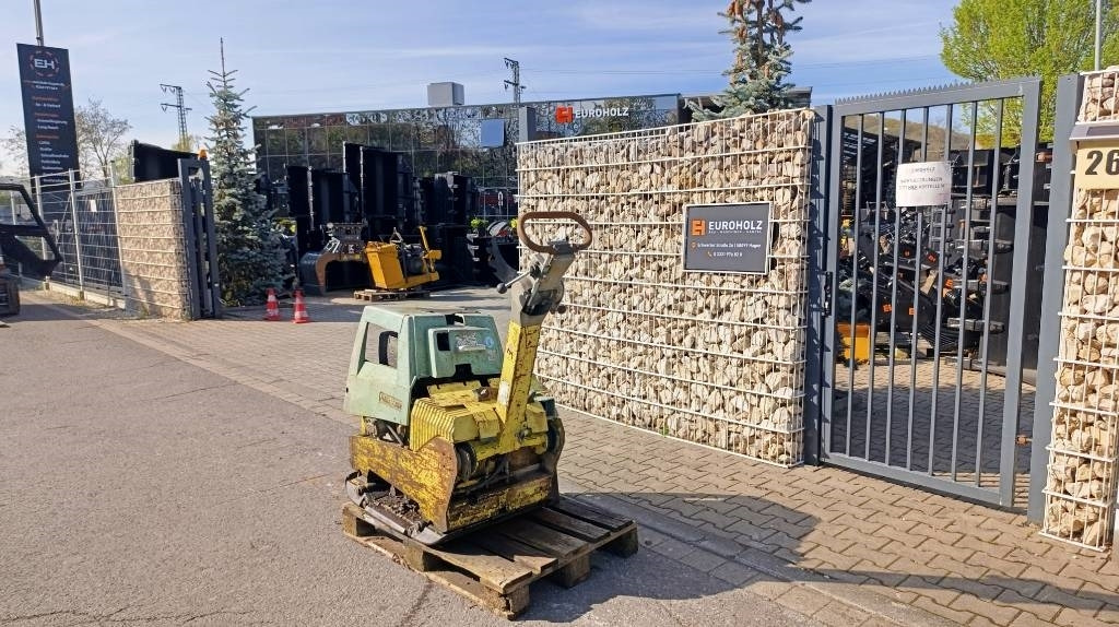 Ammann AVH 6030 Bj 2007, mit defektem Motor, Ersatzteile - Pelat getar: gambar 2 Ammann AVH 6030 Bj 2007, mit defektem Motor, Ersatzteile - Pelat getar: gambar 2