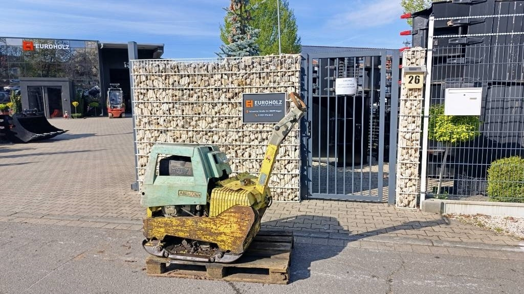 Ammann AVH 6030 Bj 2007, mit defektem Motor, Ersatzteile - Pelat getar: gambar 5 Ammann AVH 6030 Bj 2007, mit defektem Motor, Ersatzteile - Pelat getar: gambar 5
