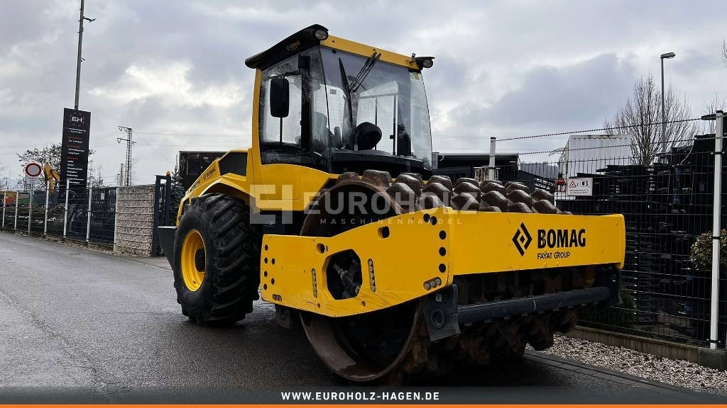 Bomag Stachelwalze BW 213 PDH-5, Schnellgang, Walzenzug - Pemadat: gambar 3 Bomag Stachelwalze BW 213 PDH-5, Schnellgang, Walzenzug - Pemadat: gambar 3