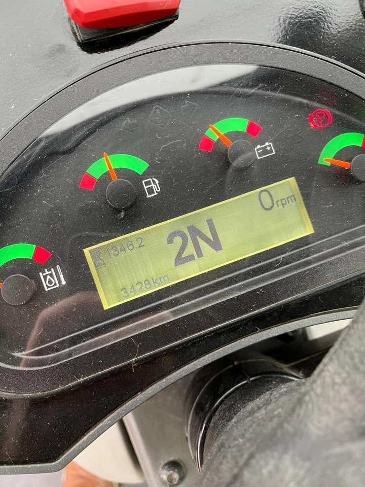 CAT 908 M, bis 35 km/h, Allrad, hydr. Schnellwechsler - Wheel loader: gambar 5 CAT 908 M, bis 35 km/h, Allrad, hydr. Schnellwechsler - Wheel loader: gambar 5