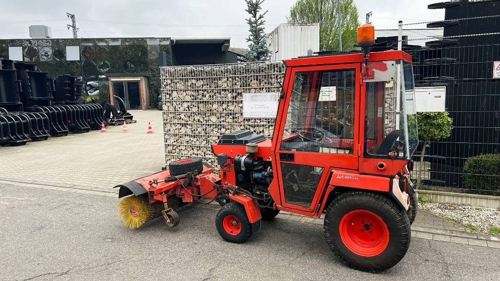 Traktor kota Hako 2300 D Kleintraktor, hyrd. Kehrmaschine, Zapfwelle: gambar 5