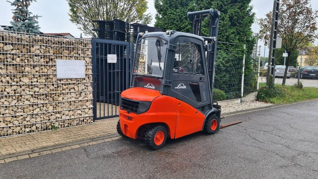 Linde H 20 D, Triplex, Seitenschieber, Positionierer - Forklift diesel: gambar 2 Linde H 20 D, Triplex, Seitenschieber, Positionierer - Forklift diesel: gambar 2