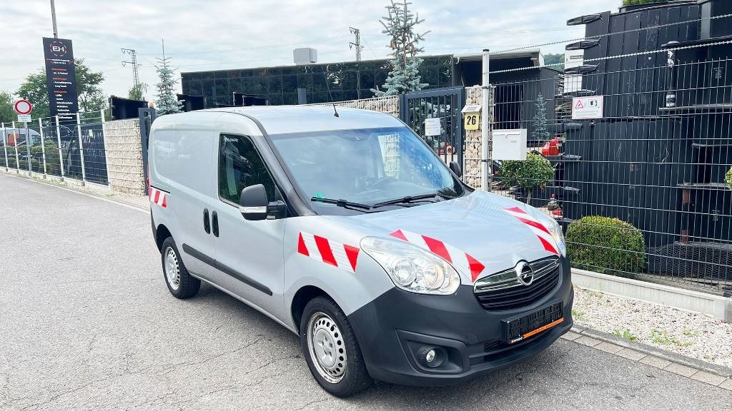 Opel Combo, 1.3 CDTi, Kastenwagen, Klima, PDC - Van box: gambar 4 Opel Combo, 1.3 CDTi, Kastenwagen, Klima, PDC - Van box: gambar 4
