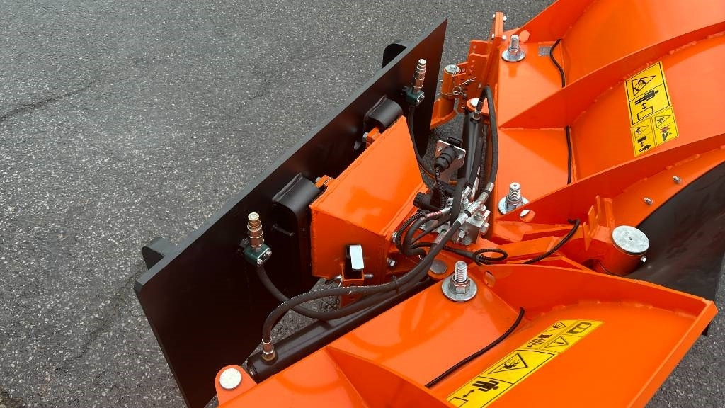 Schneeschild Planierschild hydraulisch 4-Wege PU-2 - Bajak salju untuk Peralatan pertanian: gambar 3 Schneeschild Planierschild hydraulisch 4-Wege PU-2 - Bajak salju untuk Peralatan pertanian: gambar 3
