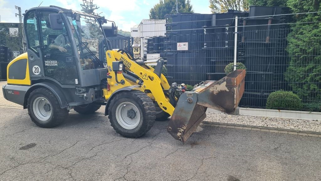 Wacker Neuson WL 38, 3. Steuerkreis Zusatzhydraulik, Radlader - Wheel loader: gambar 1 Wacker Neuson WL 38, 3. Steuerkreis Zusatzhydraulik, Radlader - Wheel loader: gambar 1