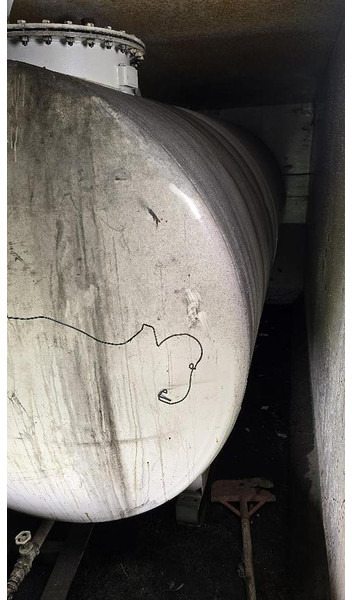 Tangki penyimpanan Big Hakenliftcontainer mit 5000 l Tank: gambar 11 Tangki penyimpanan Big Hakenliftcontainer mit 5000 l Tank: gambar 11