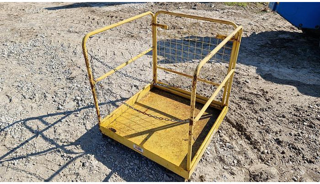 Big Sicherheits-Arbeitskorb - Trailer pengangkut mobil: gambar 2 Big Sicherheits-Arbeitskorb - Trailer pengangkut mobil: gambar 2