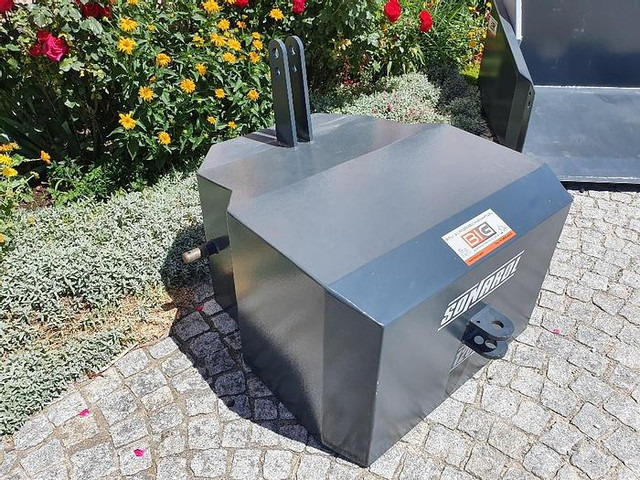 Frontgewicht 1000 kg - Counterweight: gambar 2 Frontgewicht 1000 kg - Counterweight: gambar 2