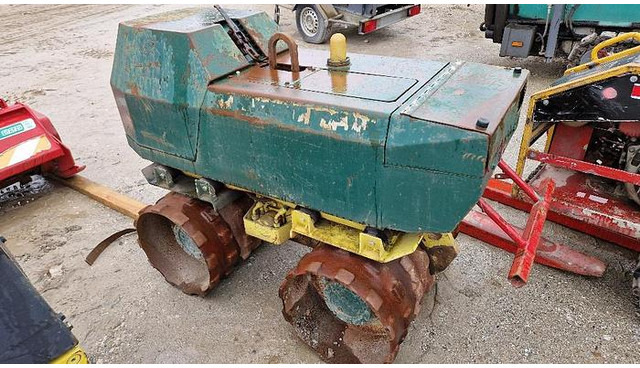 Rammax RW1504 Grabenwalze - Rol pertanian: gambar 1 Rammax RW1504 Grabenwalze - Rol pertanian: gambar 1