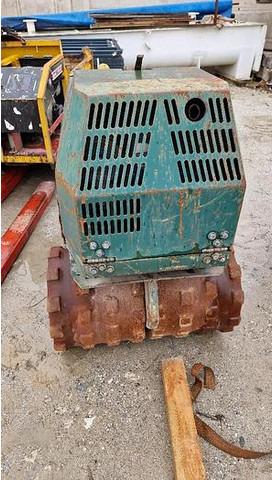 Rammax RW1504 Grabenwalze - Rol pertanian: gambar 3 Rammax RW1504 Grabenwalze - Rol pertanian: gambar 3