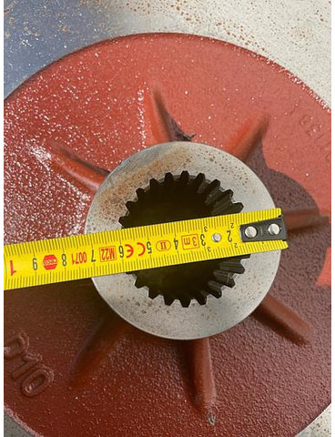 Bremsscheibe LA322147950 passend zu Fendt - Suku cadang: gambar 3 Bremsscheibe LA322147950 passend zu Fendt - Suku cadang: gambar 3