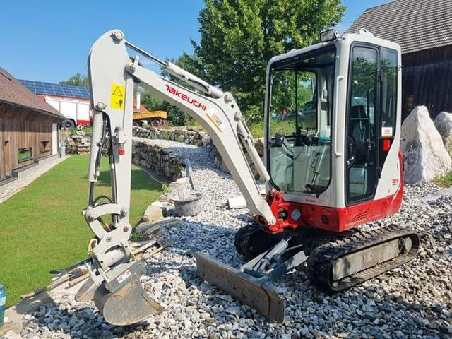 Takeuchi TB216 Minibagger - Ekskavator mini: gambar 1 Takeuchi TB216 Minibagger - Ekskavator mini: gambar 1