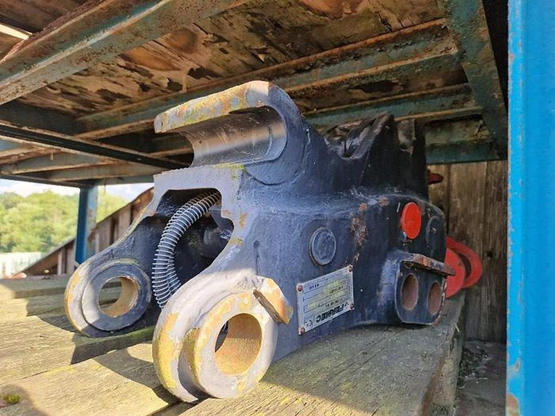 Terex / Fermec / MF Schnellwechsler - Skrup cepat: gambar 1 Terex / Fermec / MF Schnellwechsler - Skrup cepat: gambar 1